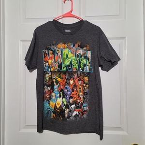 MARVEL graphic T shirt
